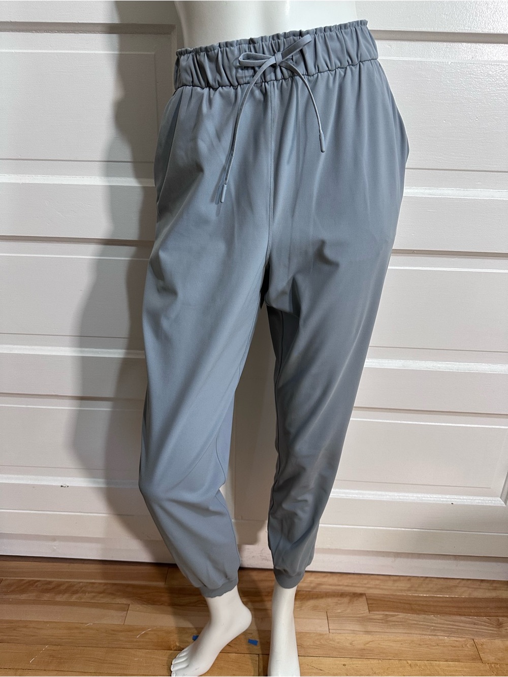 Lululemon Keep Moving High-Rise Jogger Size 8 Rhino Grey Travel Lounge $128